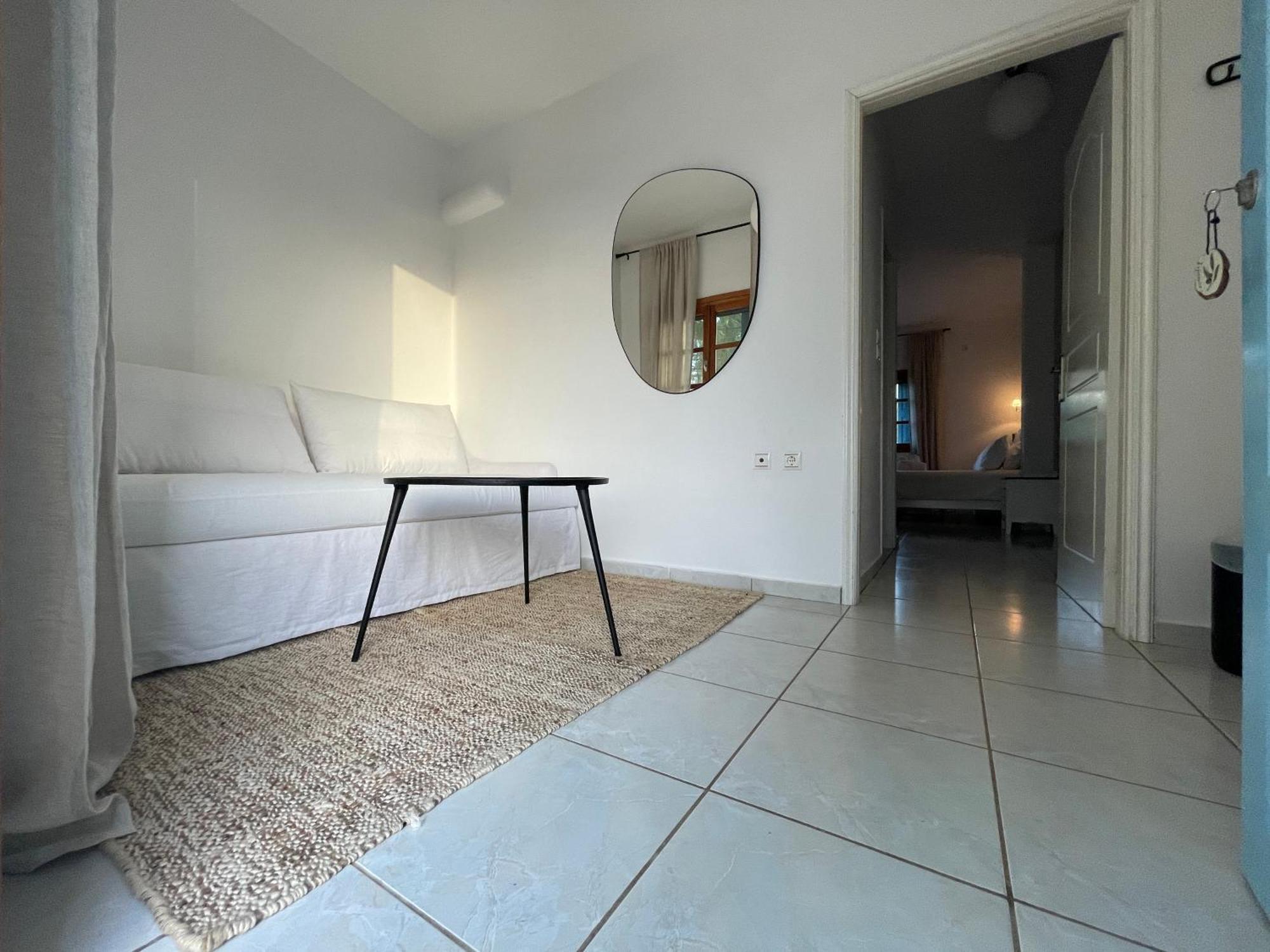 Eight Dimensions Capari Suites Elafonisos Room photo