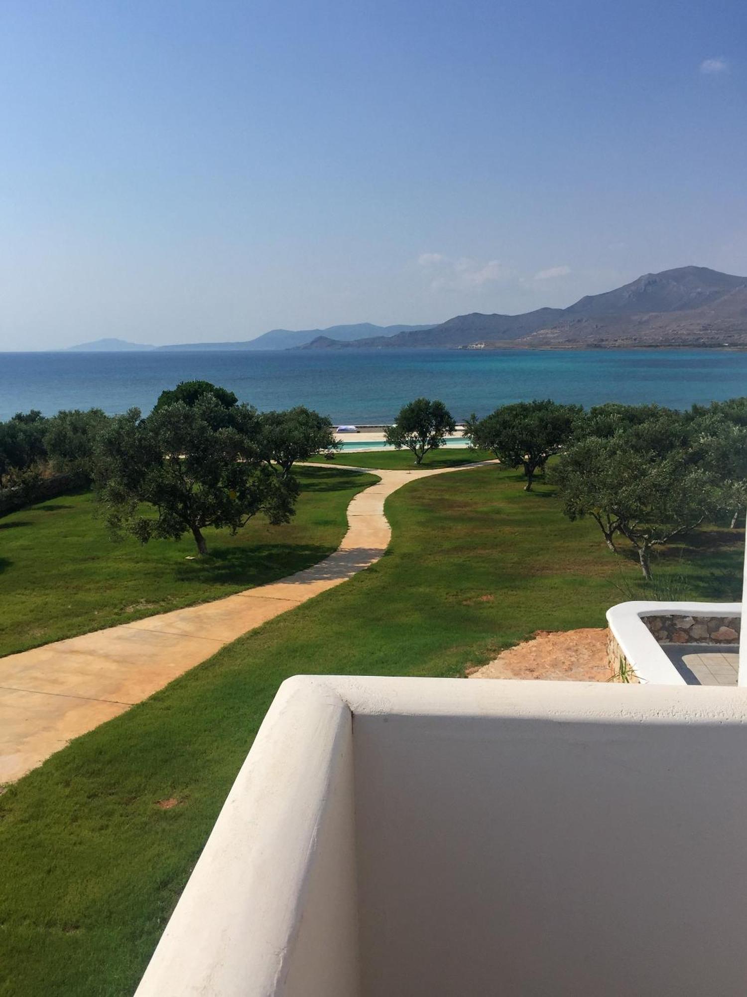 Eight Dimensions Capari Suites Elafonisos Room photo