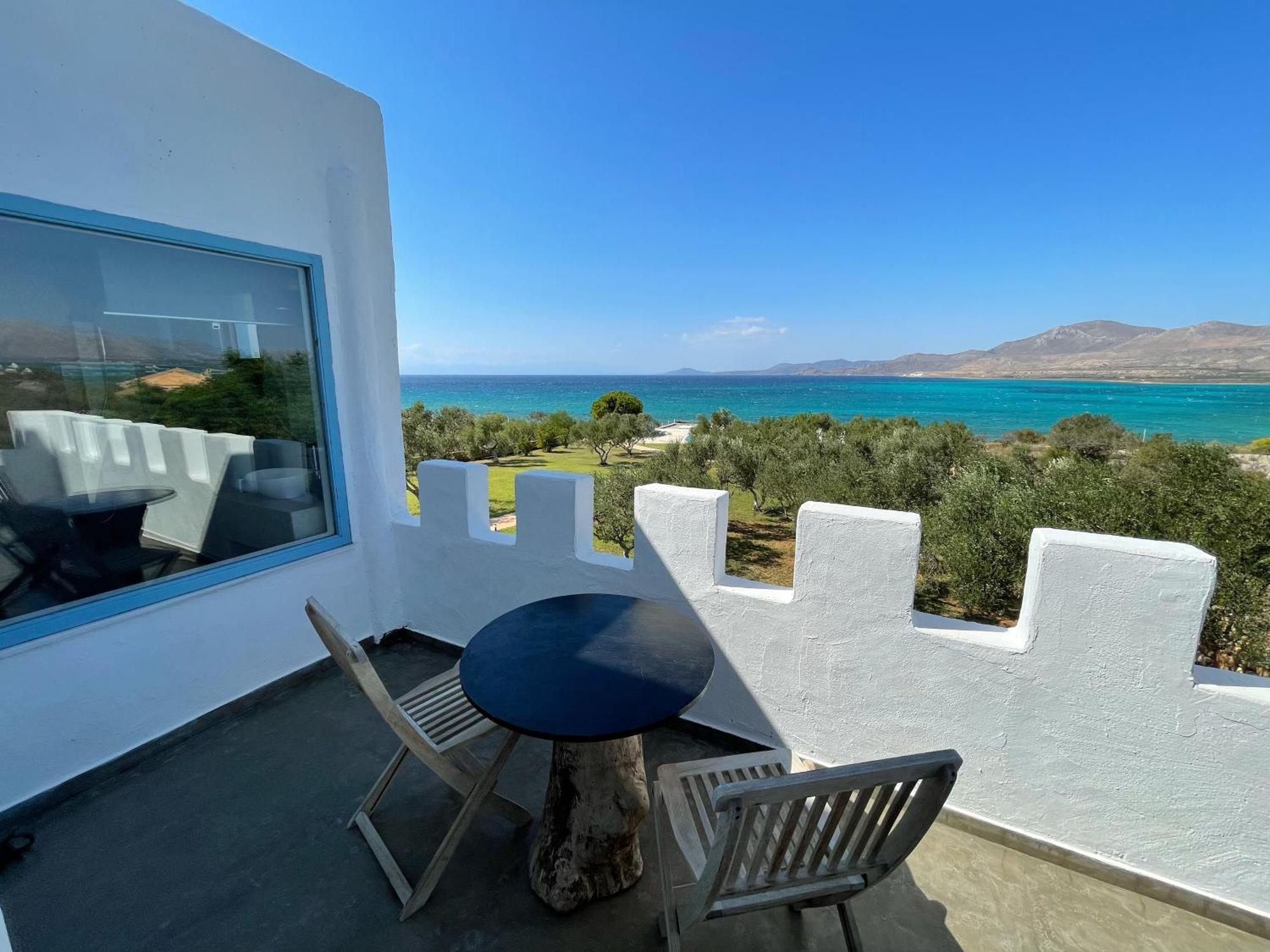 Eight Dimensions Capari Suites Elafonisos Room photo